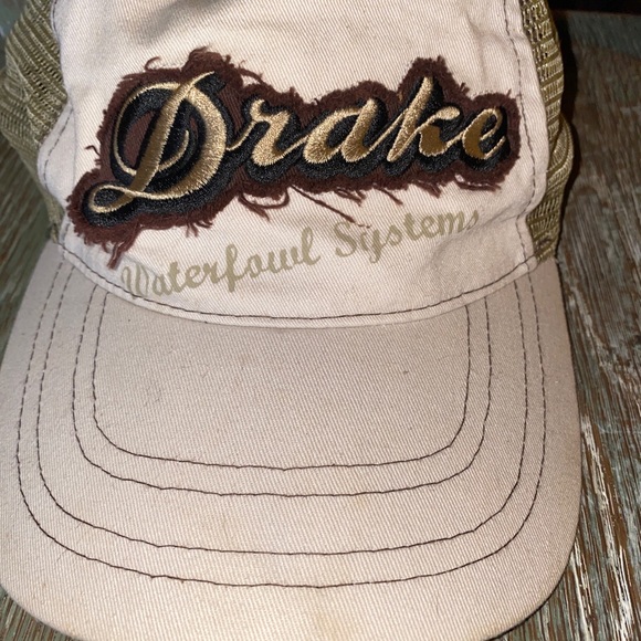Drake Waterfowl Systems OSFM mesh trucker hat - Picture 2 of 5